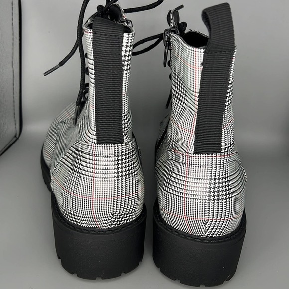 C Comfort Plaid Boots sz 10M - Picture 4 of 7